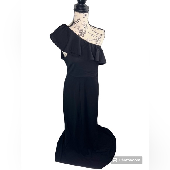 SHOW ME YOUR MUMU Florentine Maxi Dress in Black Stretch One Shoulder - Picture 5 of 8